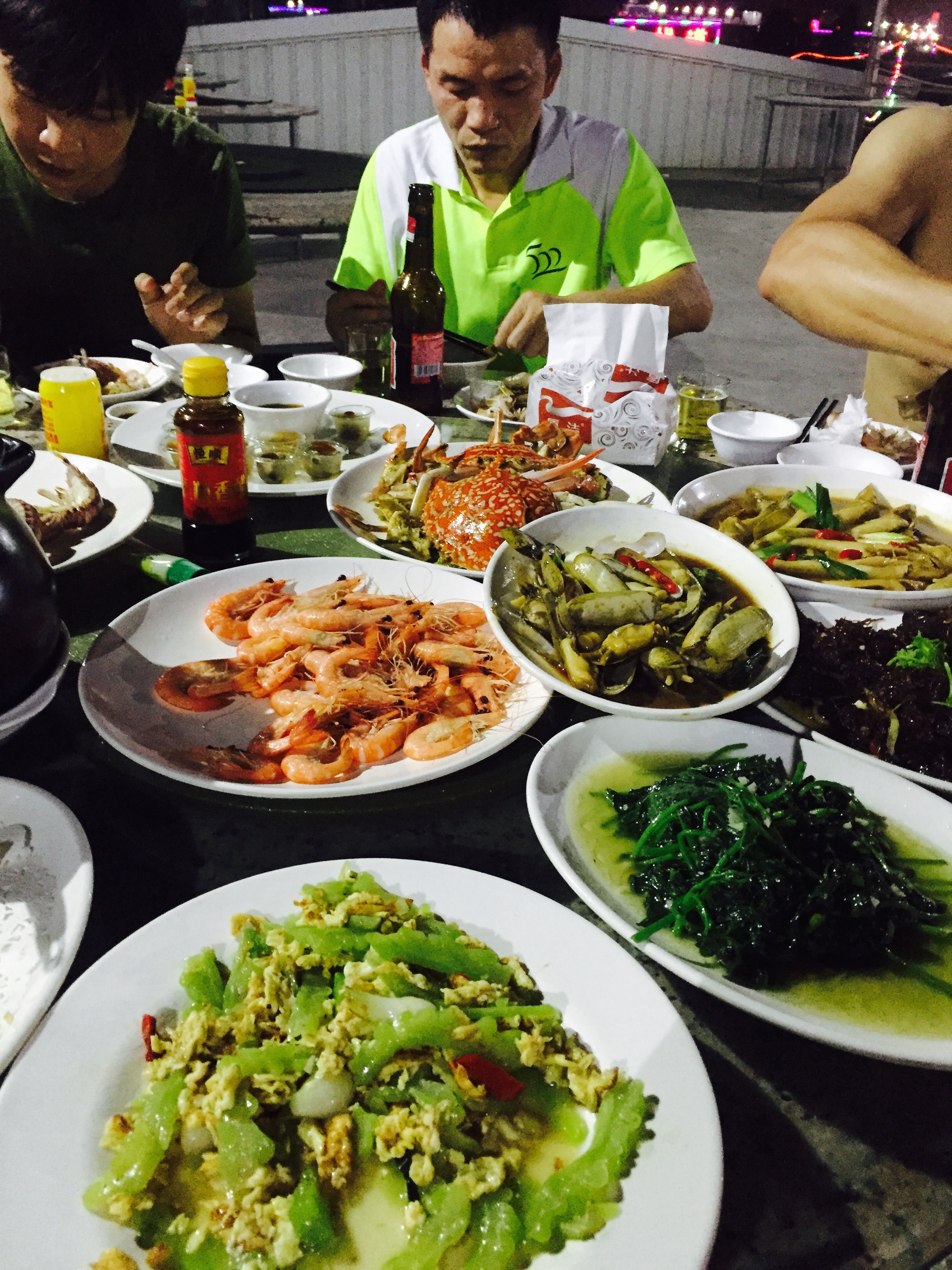 Classic Xiamen seafood dinner. Unfortunately seafood isn't my favorite to eat. My coach keot piling crayfish and stuff on my plate being a polite Chinese host. I had to yell at him to stop because I knew I didn't want to eat it, haha. 